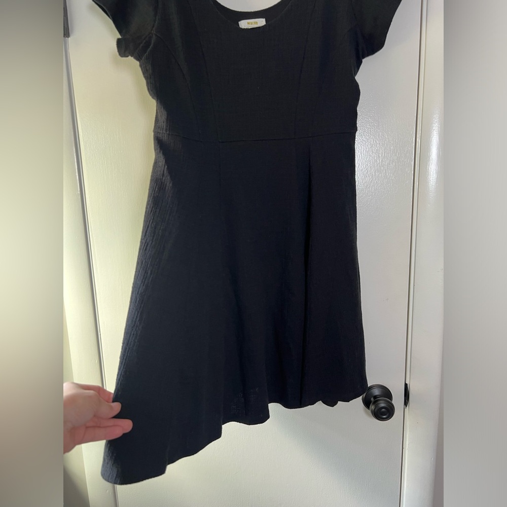 Anthropologie Black Fit-and-Flare Short Sleeve Dress - Picture 7 of 11